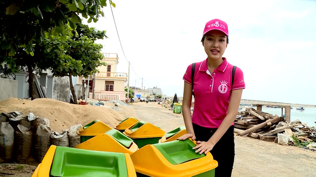 An Trĩ Vương chung tay giữ sạch môi trường biển đảo Lý Sơn cùng Hoa hậu Việt Nam 2016
